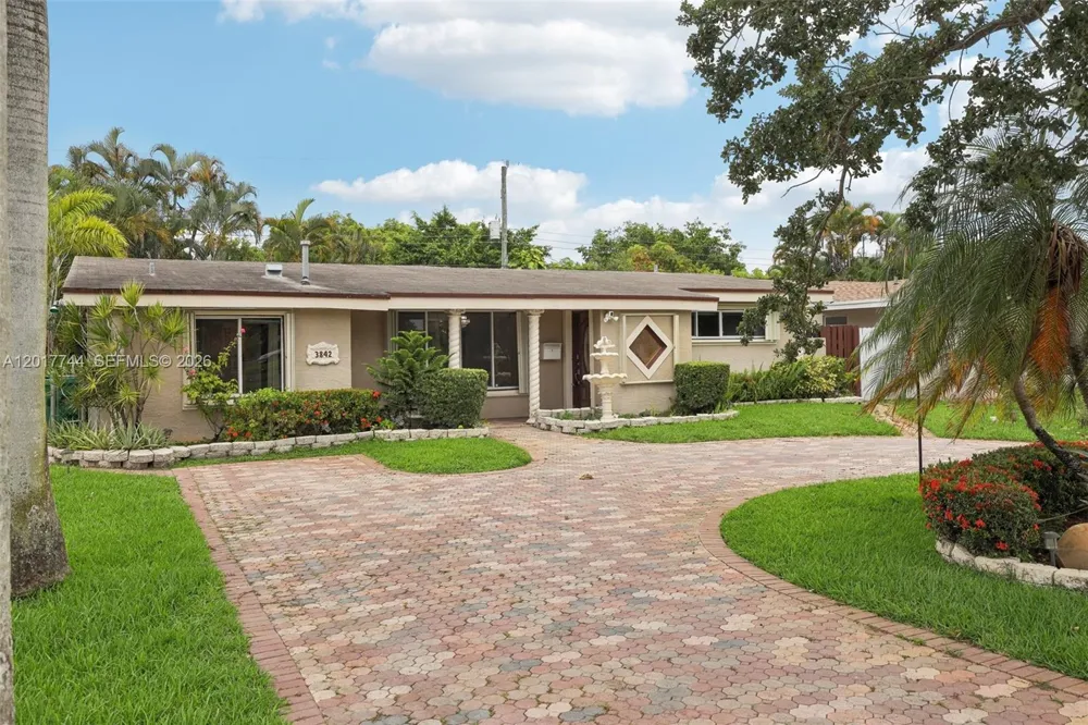3842 Jasmine Avenue Miramar, FL 33023