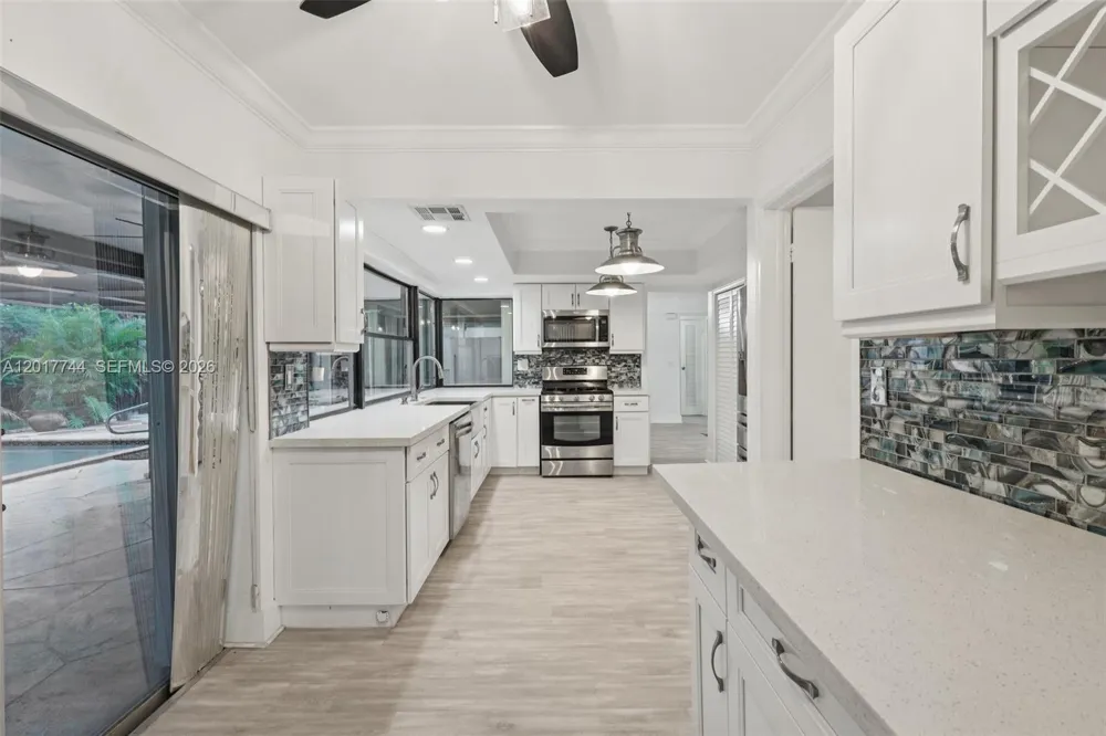 3842 Jasmine Avenue Miramar, FL 33023