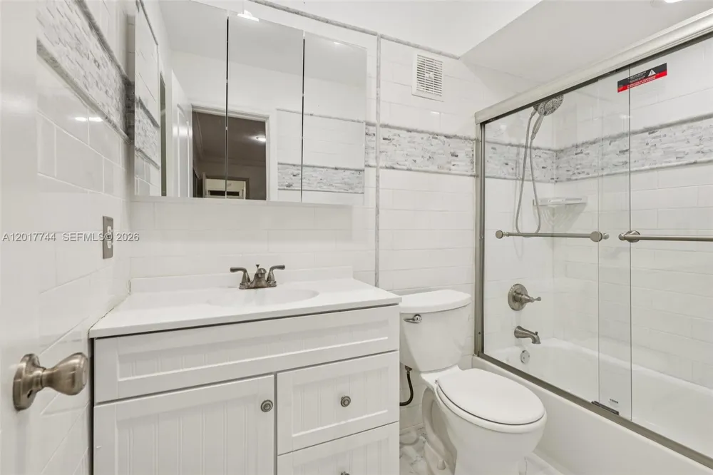 3842 Jasmine Avenue Miramar, FL 33023