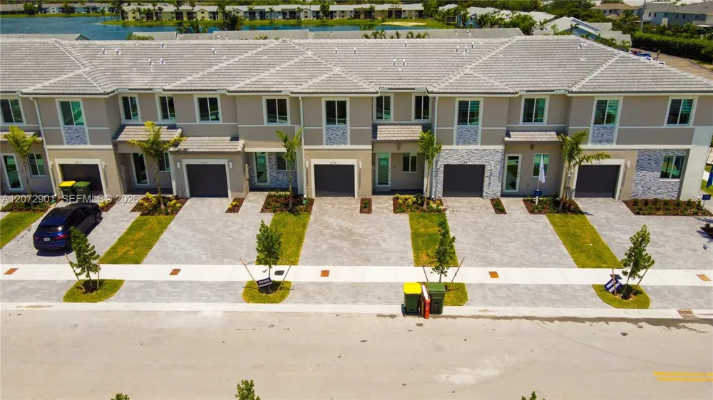 1475 SE 7th Ter Homestead, FL 33034