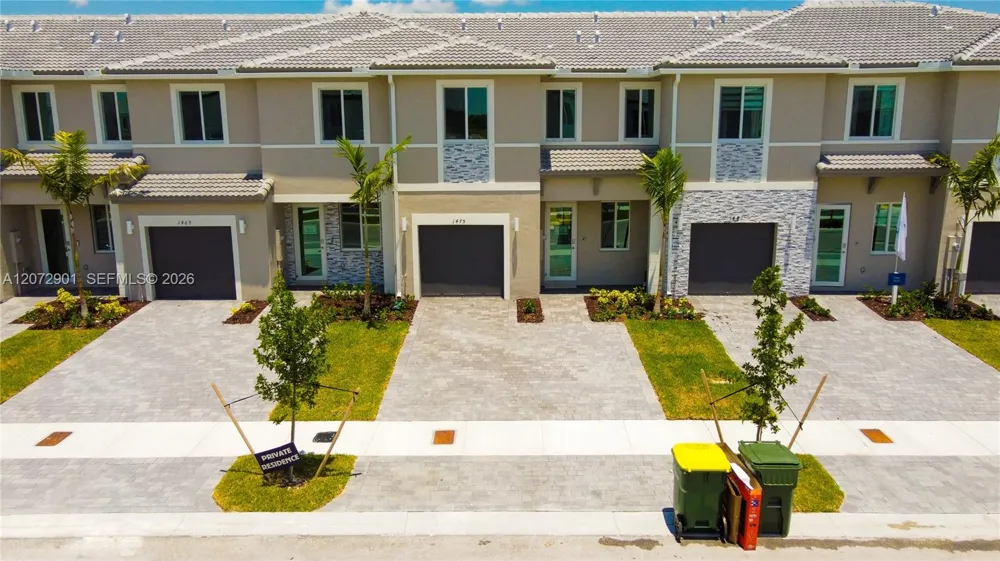 1475 SE 7th Ter Homestead, FL 33034