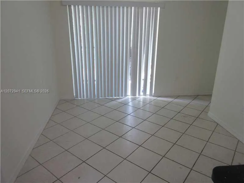 3090 BIRD AV #303 Coconut Grove, FL 33133