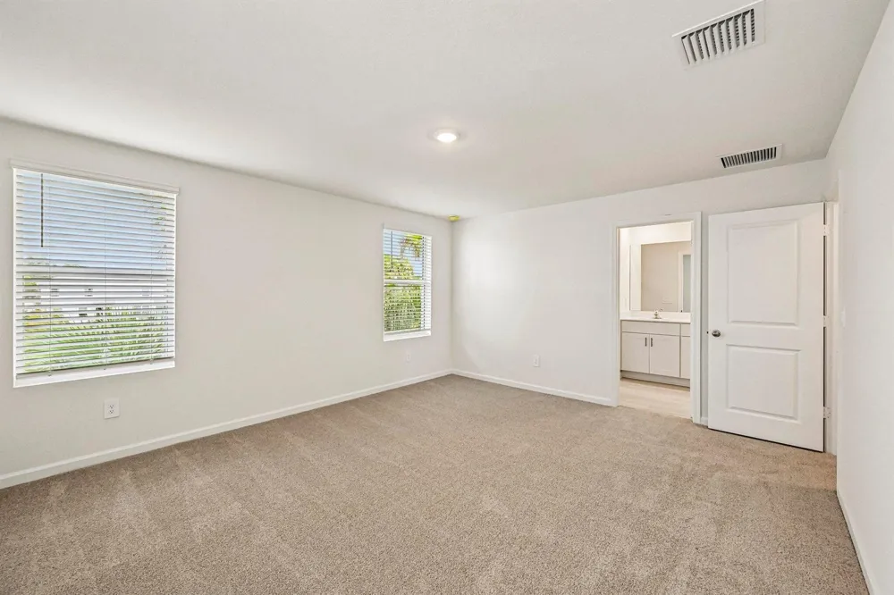 643 Salisbury Circle Fort Pierce, FL 34982