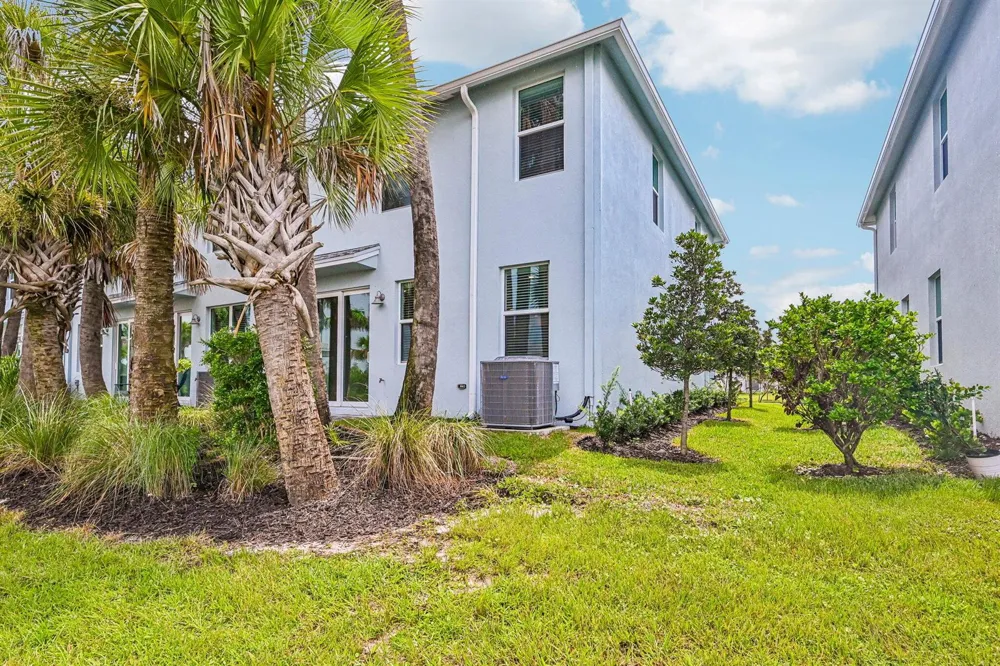 643 Salisbury Circle Fort Pierce, FL 34982