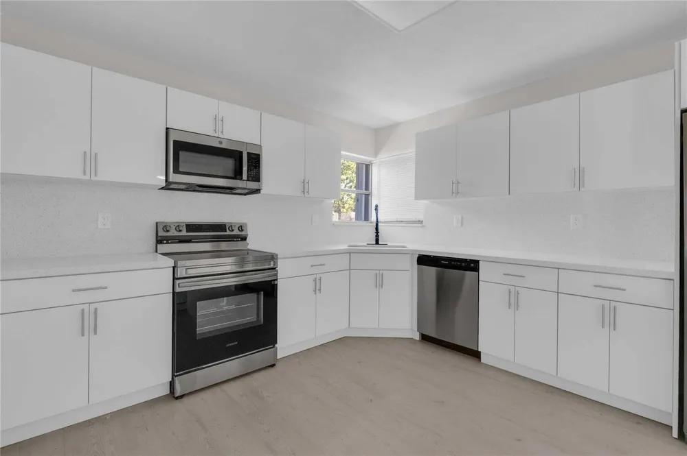 200 NW 33RD TERRACE Lauderhill, FL 33311