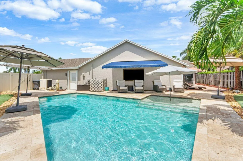 12842 Meadowbend Drive Wellington, FL 33414