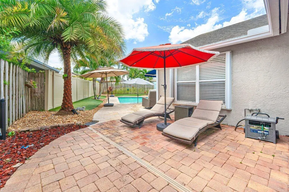 12842 Meadowbend Drive Wellington, FL 33414