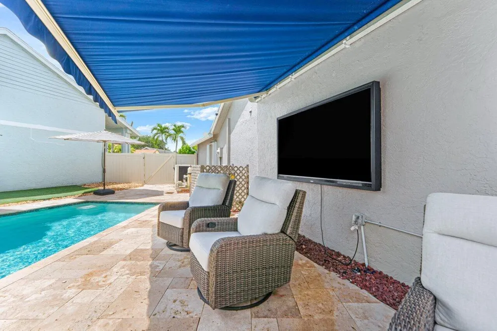 12842 Meadowbend Drive Wellington, FL 33414