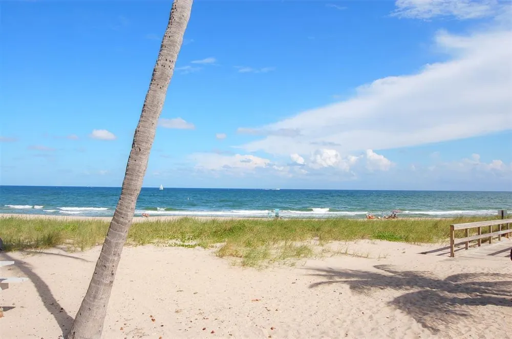 5100 Ocean Boulevard #1404 Lauderdale By The Sea, FL 33308