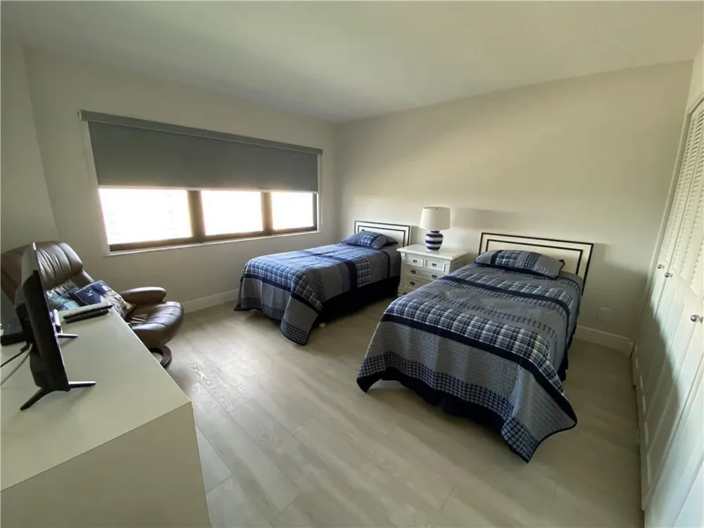 5100 Ocean Boulevard #1404 Lauderdale By The Sea, FL 33308