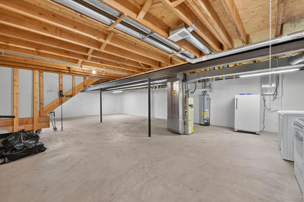 43628 W Arbor Way Drive #103 Canton Charter Township, MI 48188