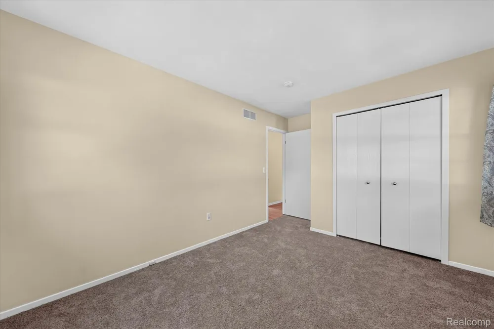 43628 W Arbor Way Drive #103 Canton Charter Township, MI 48188