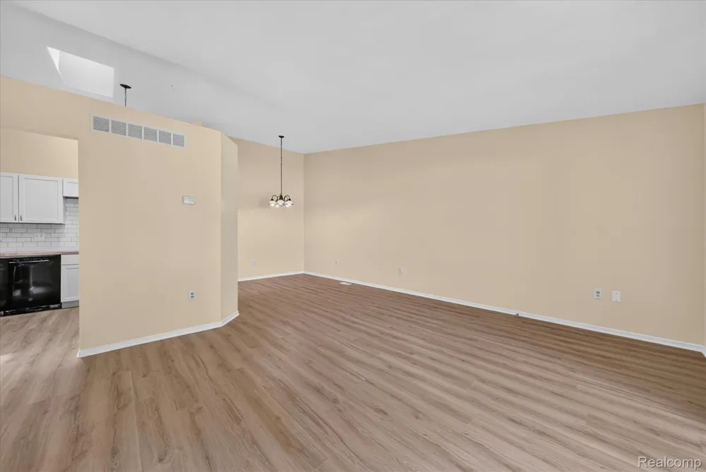 43628 W Arbor Way Drive #103 Canton Charter Township, MI 48188