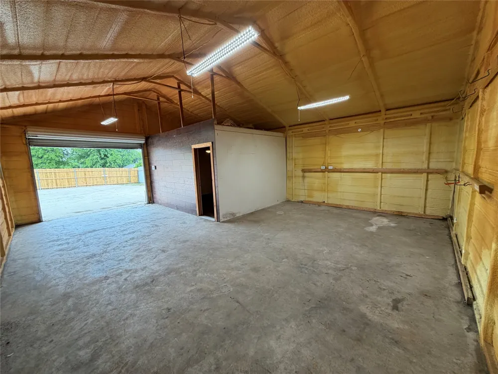 1264 E Maddox Avenue Fort Worth, TX 76104