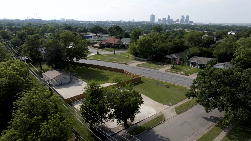 1264 E Maddox Avenue Fort Worth, TX 76104