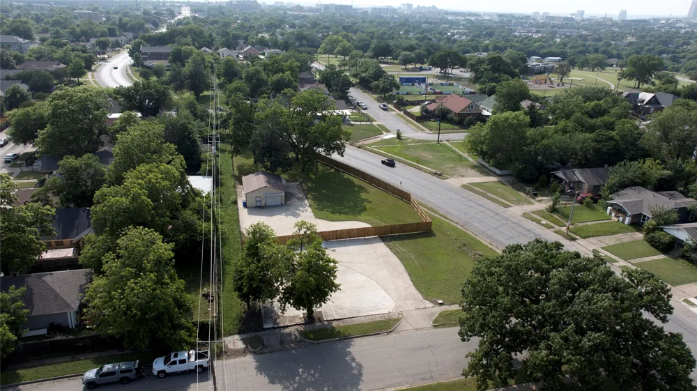 1264 E Maddox Avenue Fort Worth, TX 76104