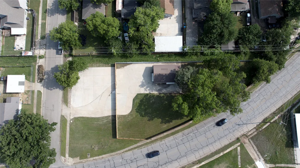 1264 E Maddox Avenue Fort Worth, TX 76104