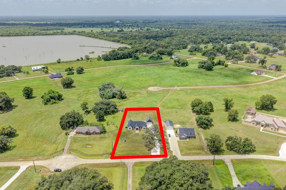 1720 Flintlock Court Angleton, TX 77515
