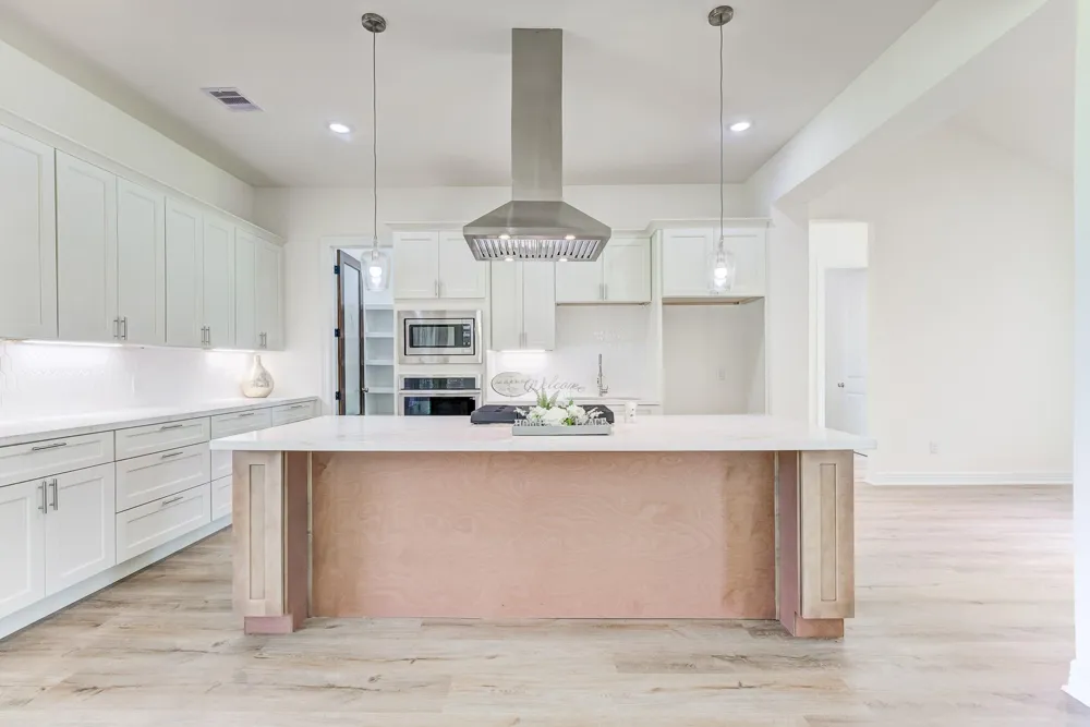 1720 Flintlock Court Angleton, TX 77515