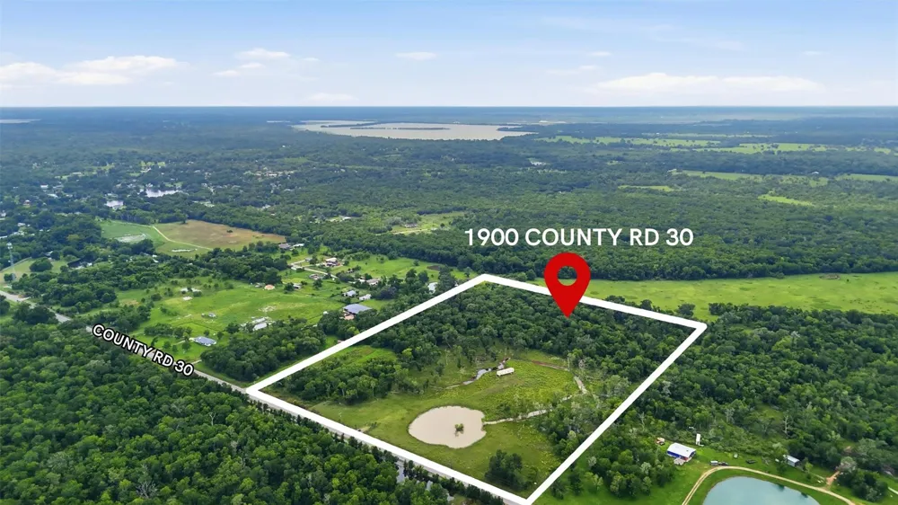 1900 Country Road 30 Angleton, TX 77515