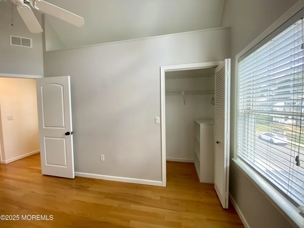 32 1st Street Rumson, NJ 07760