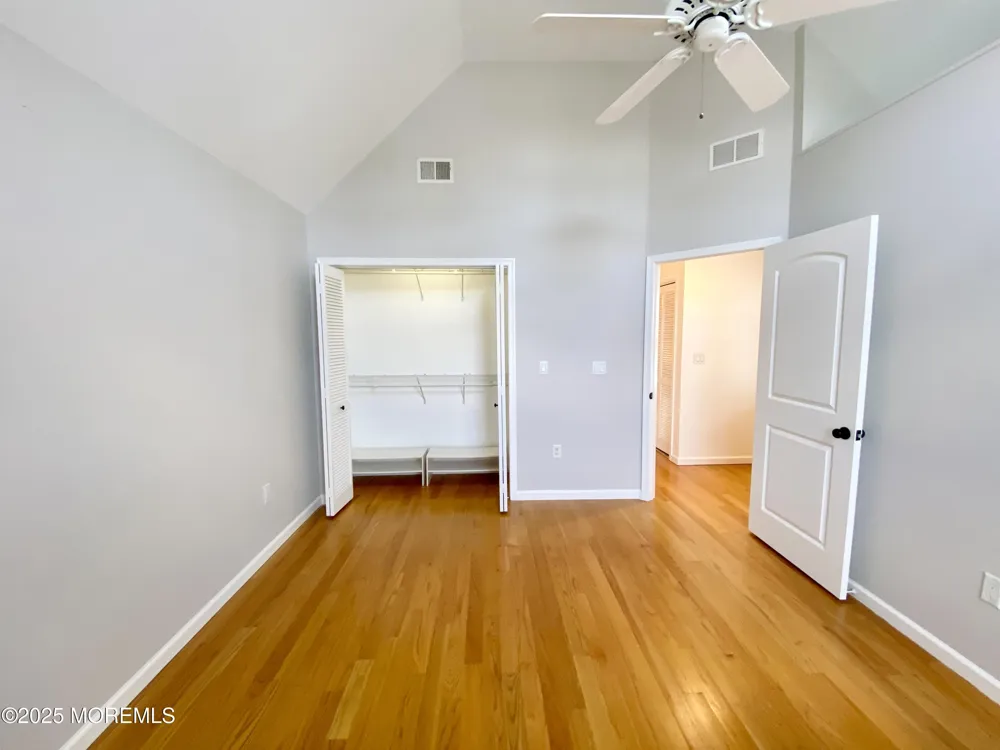 32 1st Street Rumson, NJ 07760
