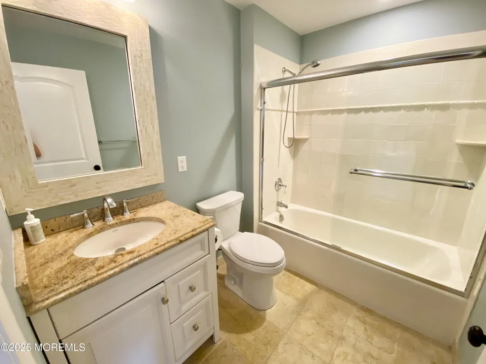 32 1st Street Rumson, NJ 07760