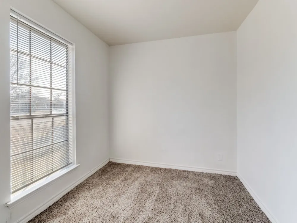 2321 Colonial Mesquite, TX 75150