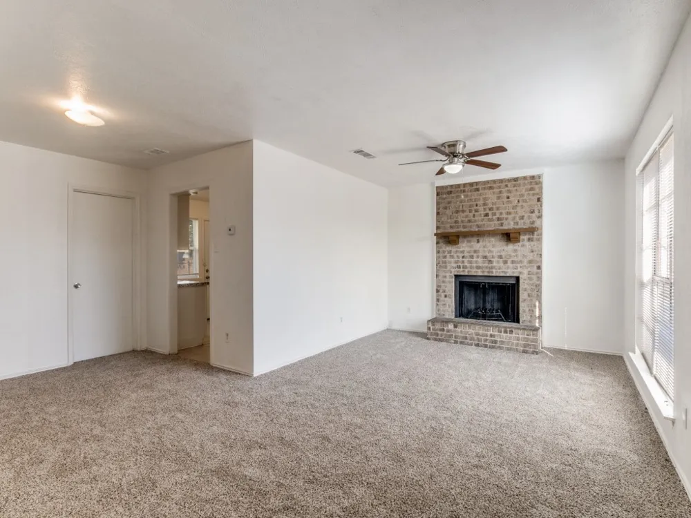 2321 Colonial Mesquite, TX 75150