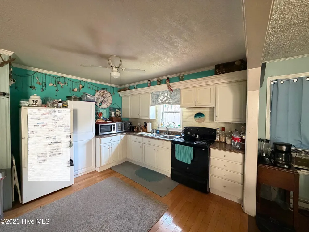 2023 Yorktown Street Kill Devil Hills, NC 27948