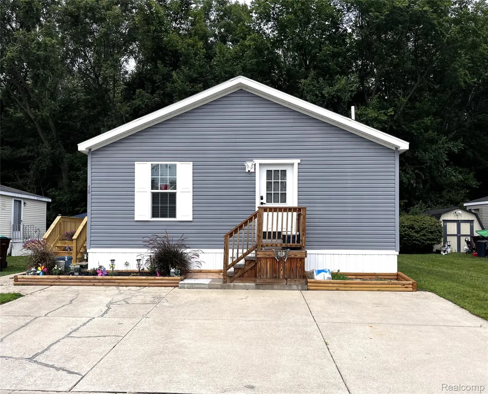563 Allen #48 Road Milan City, MI 48160
