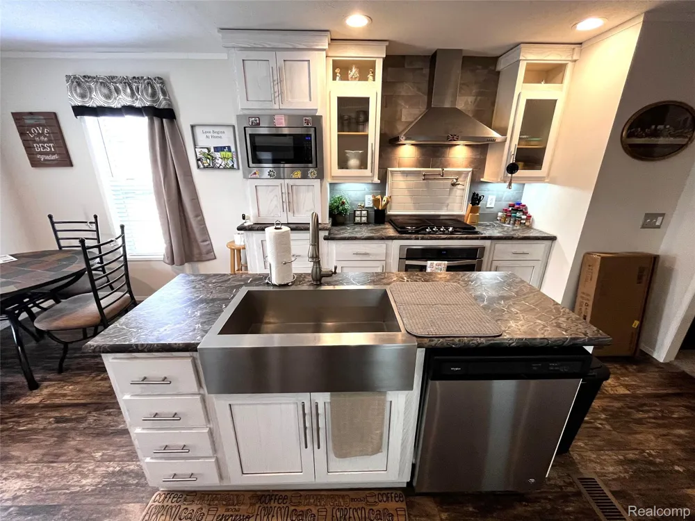 563 Allen #48 Road Milan City, MI 48160