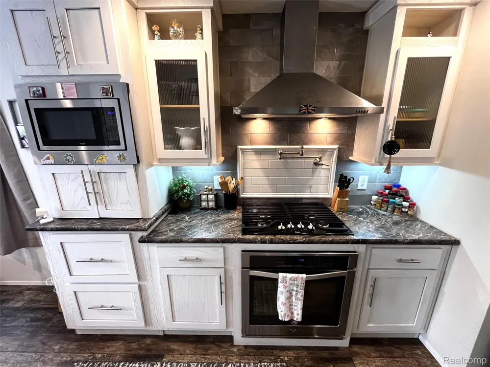 563 Allen #48 Road Milan City, MI 48160