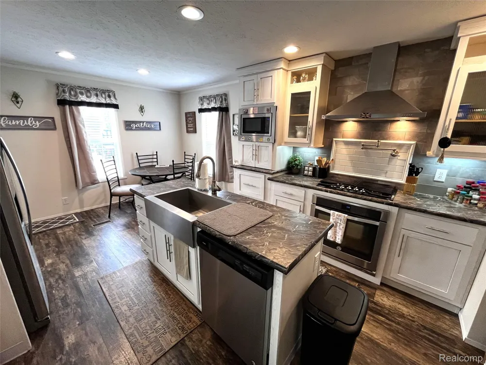 563 Allen #48 Road Milan City, MI 48160