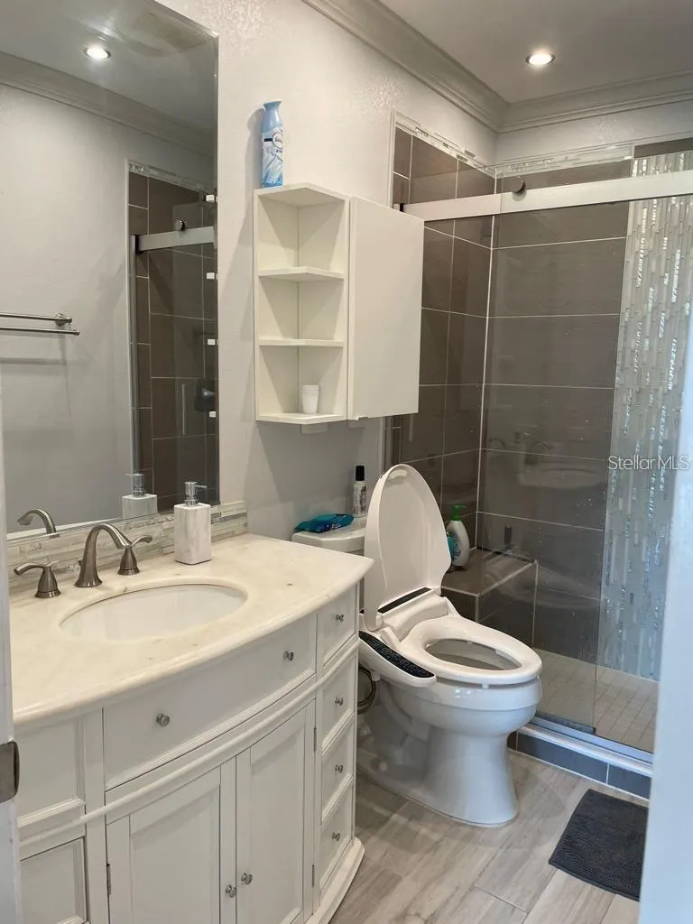 6210 SUN BOULEVARD #202 St Petersburg, FL 33715