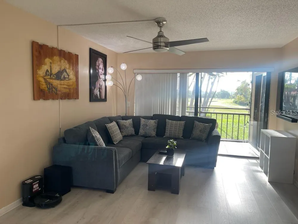6210 SUN BOULEVARD #202 St Petersburg, FL 33715