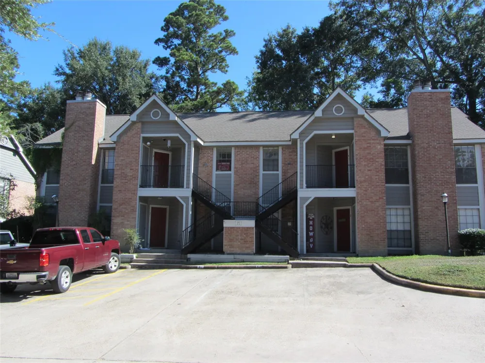 2401 Sycamore Avenue #B3 Huntsville, TX 77340