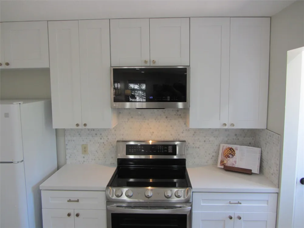 2401 Sycamore Avenue #B3 Huntsville, TX 77340