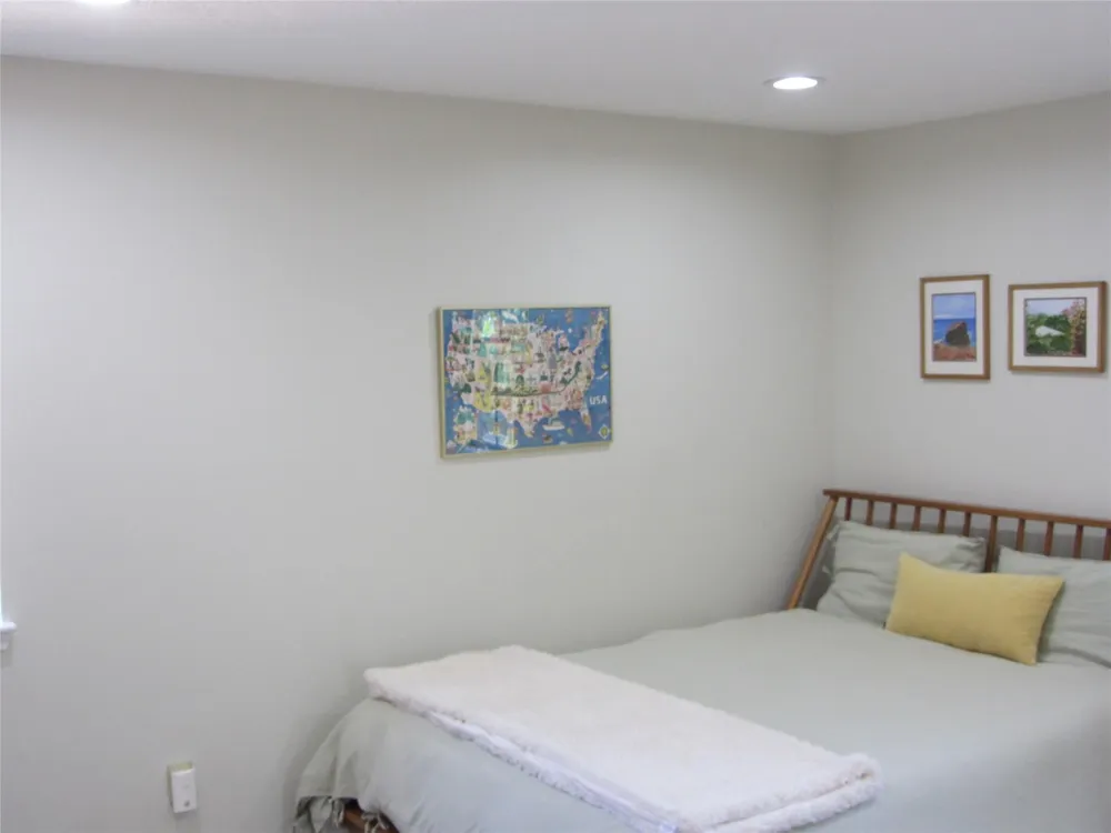 2401 Sycamore Avenue #B3 Huntsville, TX 77340