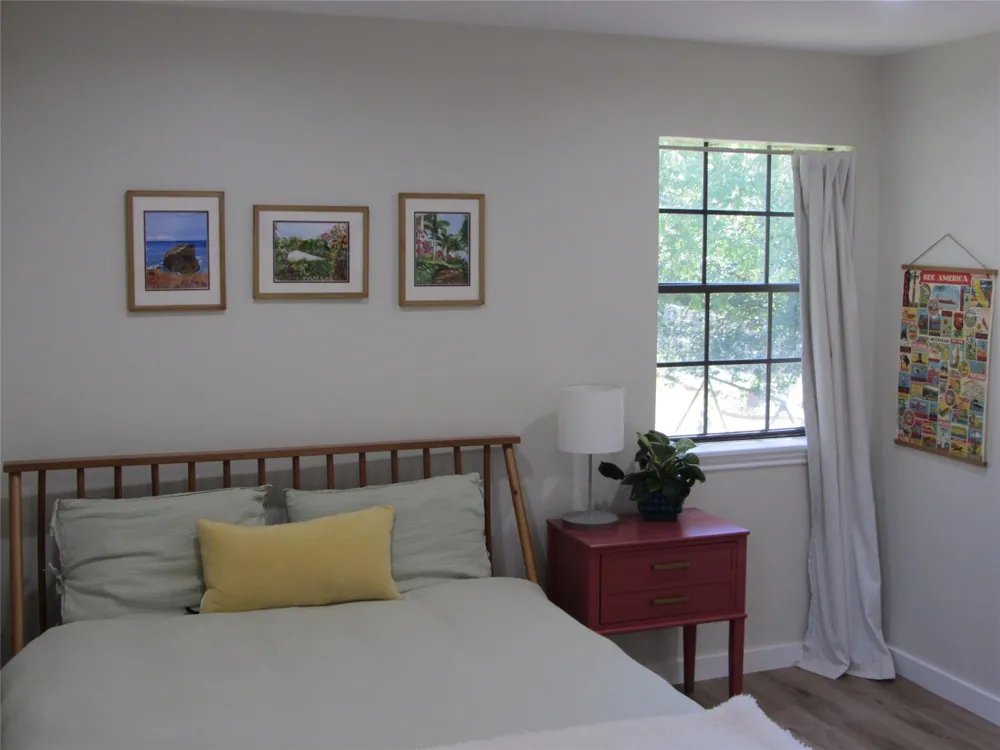 2401 Sycamore Avenue #B3 Huntsville, TX 77340