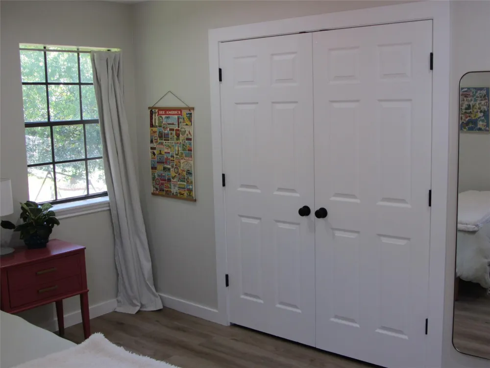 2401 Sycamore Avenue #B3 Huntsville, TX 77340