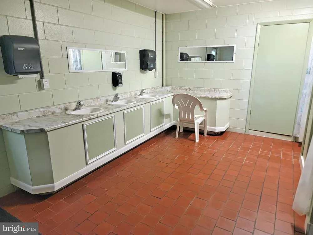 516 ROUTE 9 #M-3 Marmora, NJ 08223