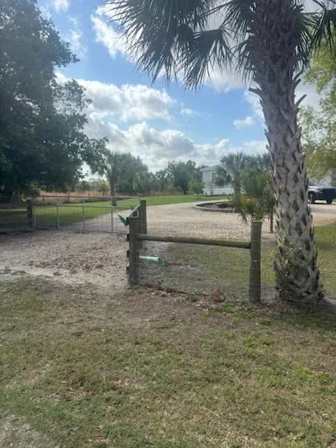15136 NW 292nd Street Okeechobee, FL 34972