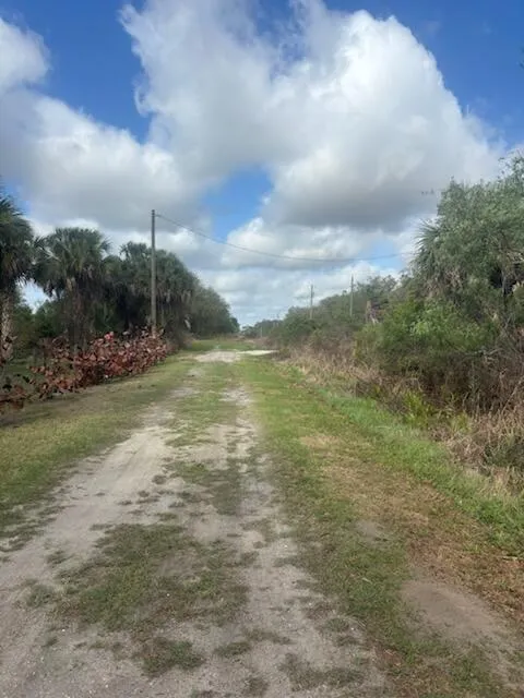 15136 NW 292nd Street Okeechobee, FL 34972