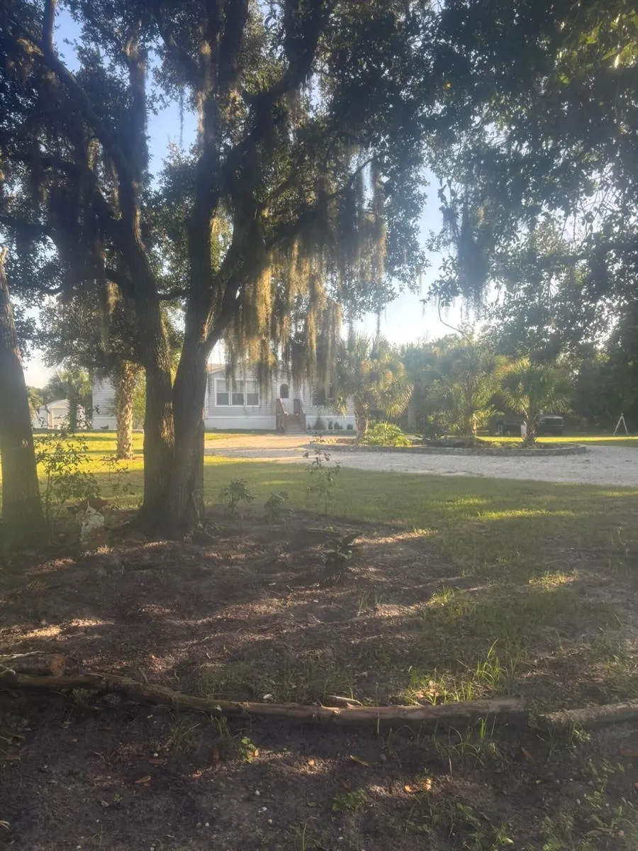 15136 NW 292nd Street Okeechobee, FL 34972