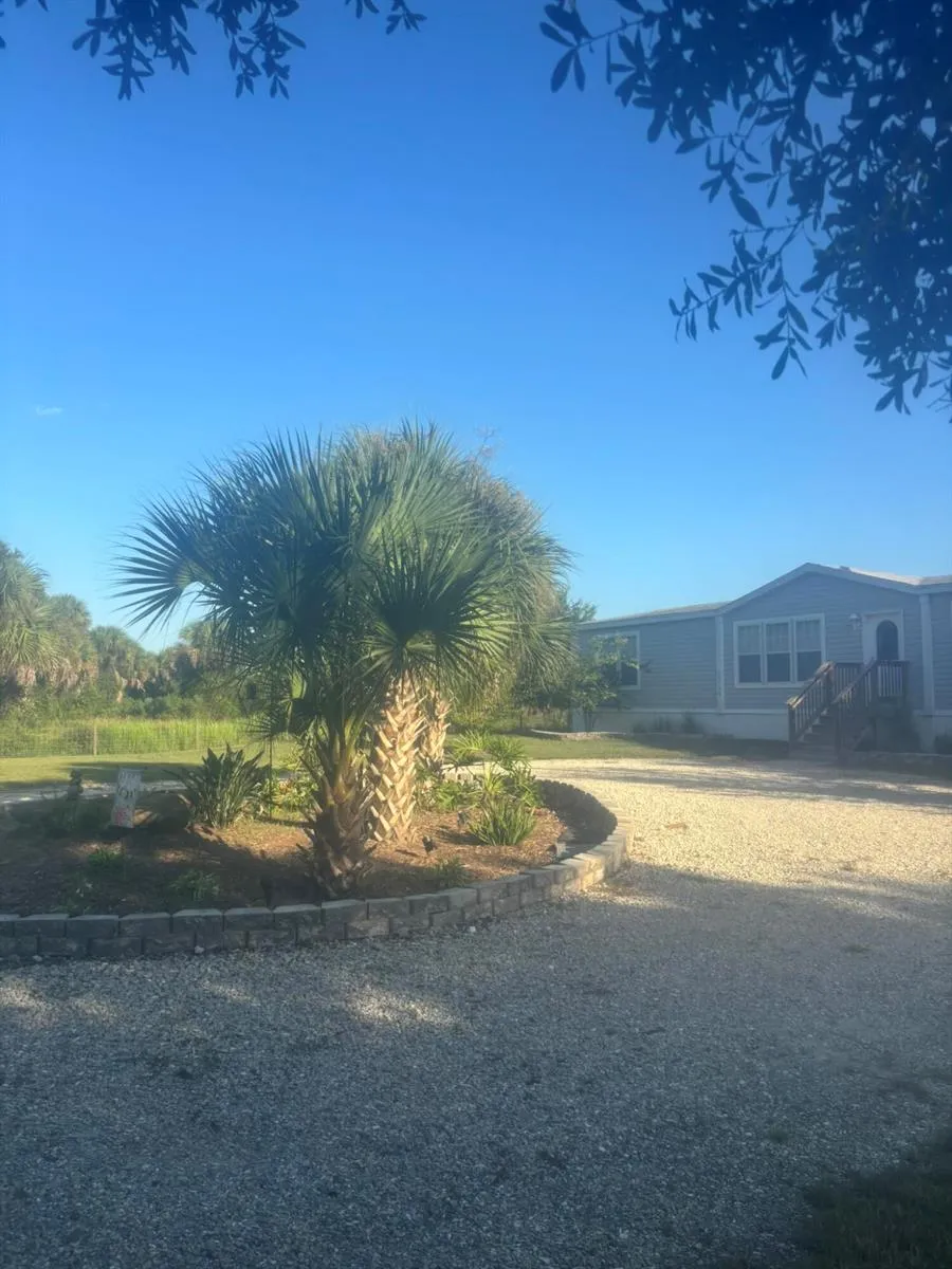 15136 NW 292nd Street Okeechobee, FL 34972