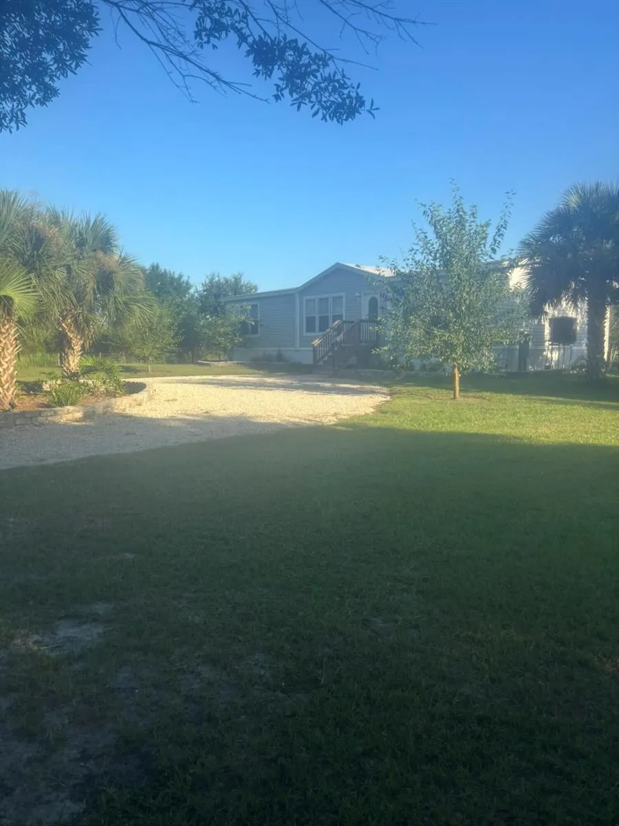 15136 NW 292nd Street Okeechobee, FL 34972