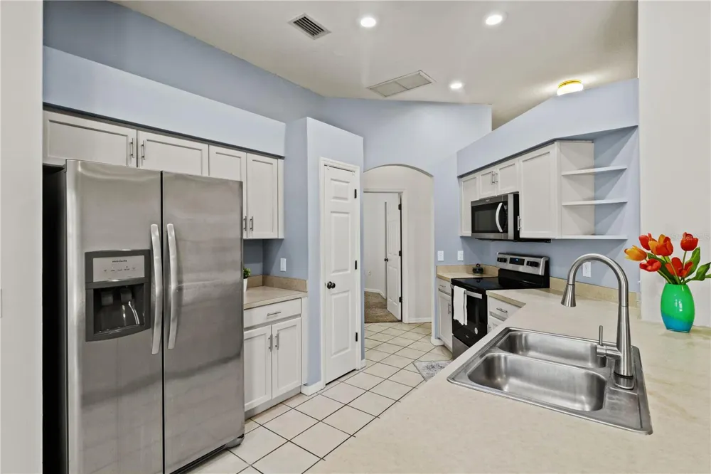 34703 BIRCHMONT LANE Zephyrhills, FL 33541
