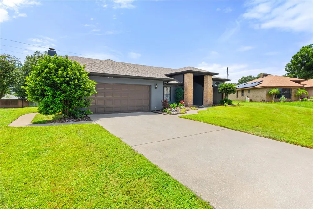 280 SANTA ROSA DRIVE Winter Haven, FL 33884