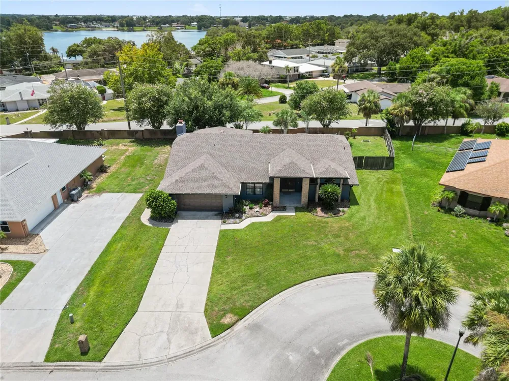 280 SANTA ROSA DRIVE Winter Haven, FL 33884